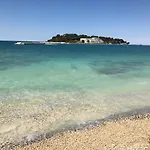 Carolina 4 Seasons アパート ポレッチ