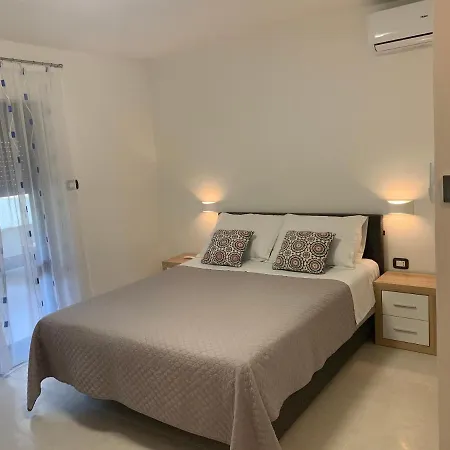 Carolina 4 Seasons Apartman