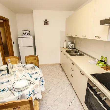 Apartment Carolina 4 Seasons Porec