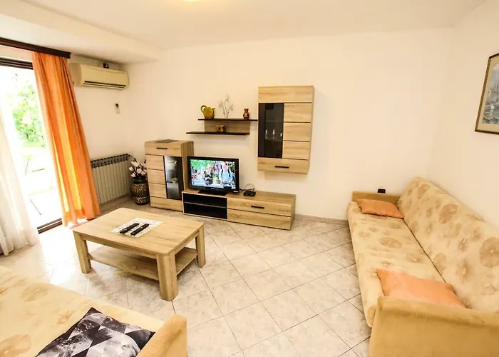 Carolina 4 Seasons Пореч