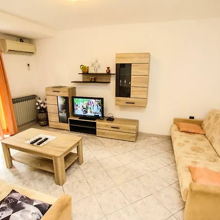 Carolina 4 Seasons Πόρετς